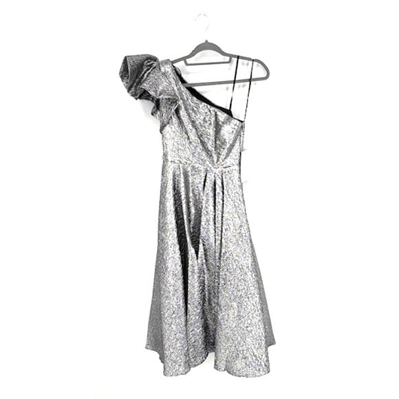 Mac Duggal One Shoulder Metallic Brocade Tea Length Dress in Silver – Size 2 NWT - Picture 4 of 8